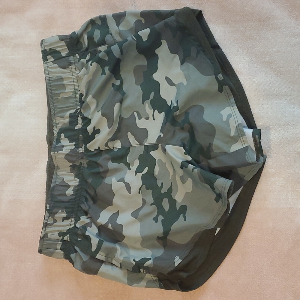 Athletic Works Camo Shorts sm